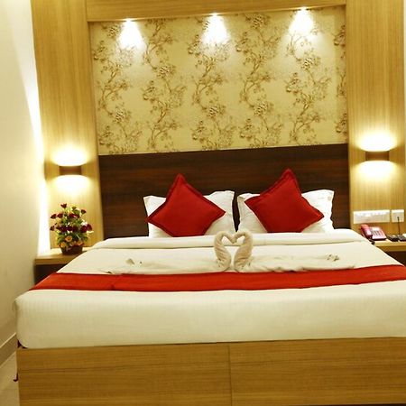 Prayana Hotels Kochi Eksteriør billede
