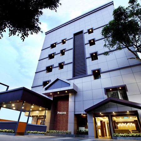 Prayana Hotels Kochi Eksteriør billede