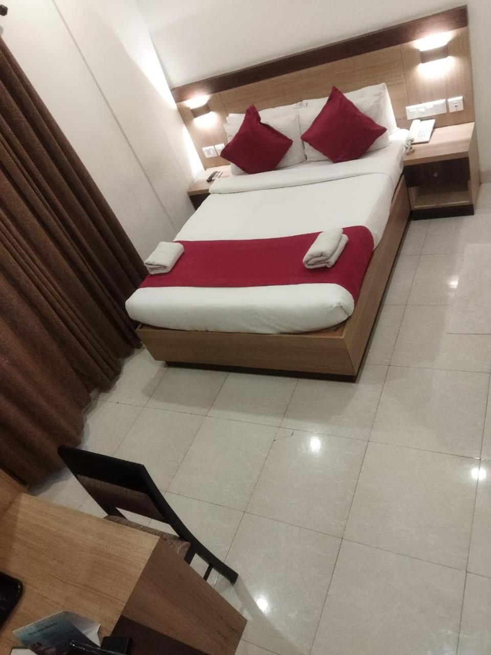Prayana Hotels Kochi Eksteriør billede