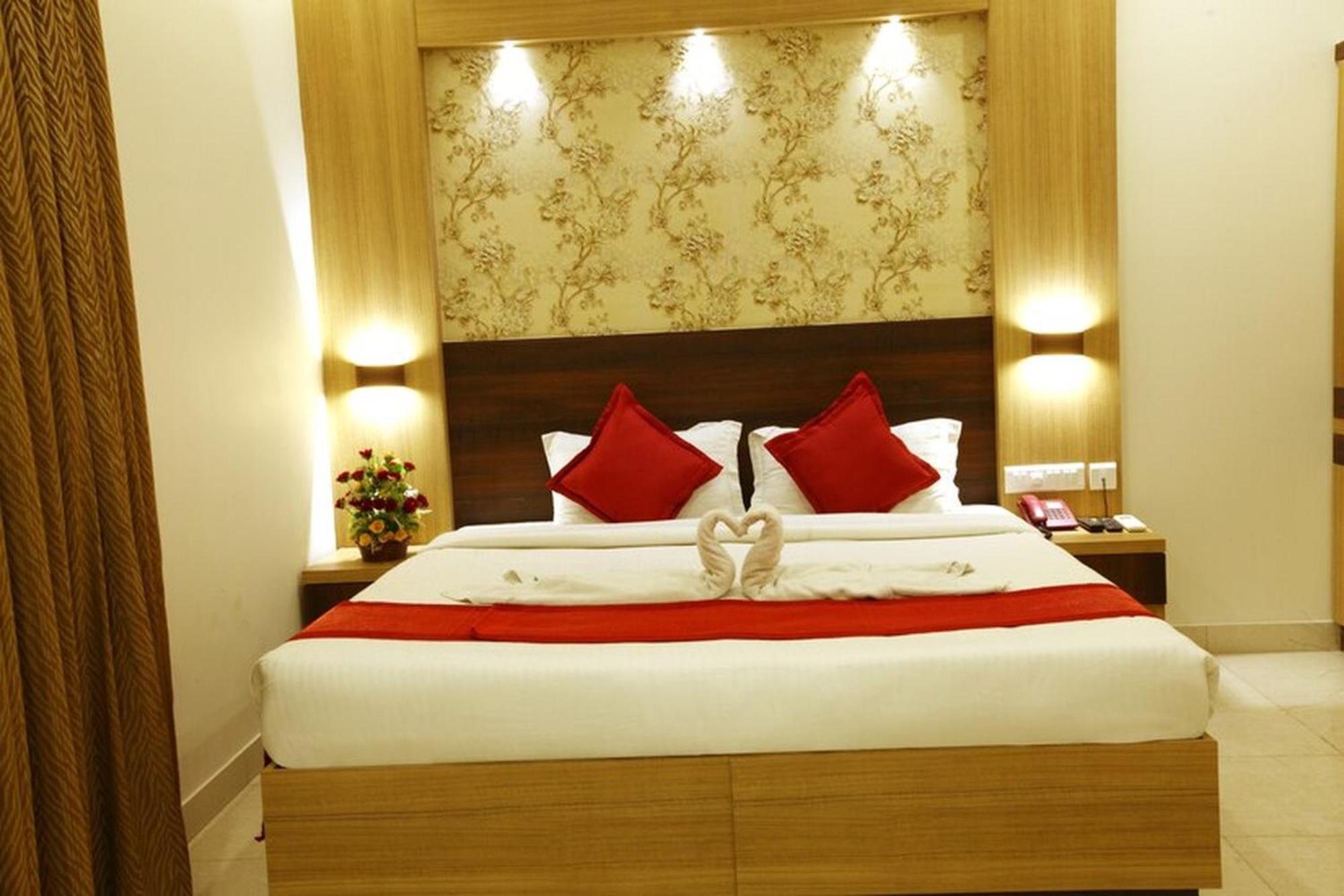 Prayana Hotels Kochi Eksteriør billede