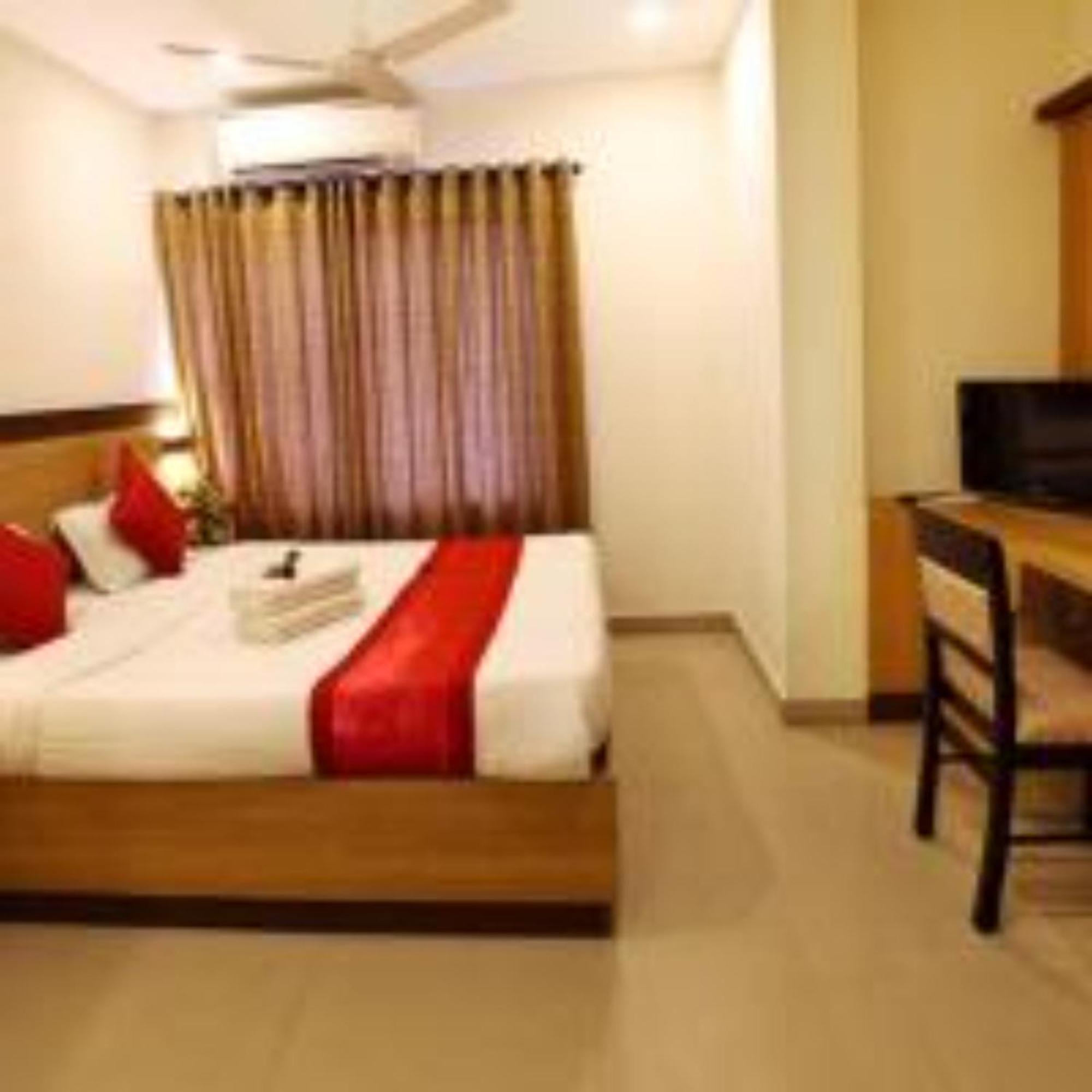 Prayana Hotels Kochi Eksteriør billede