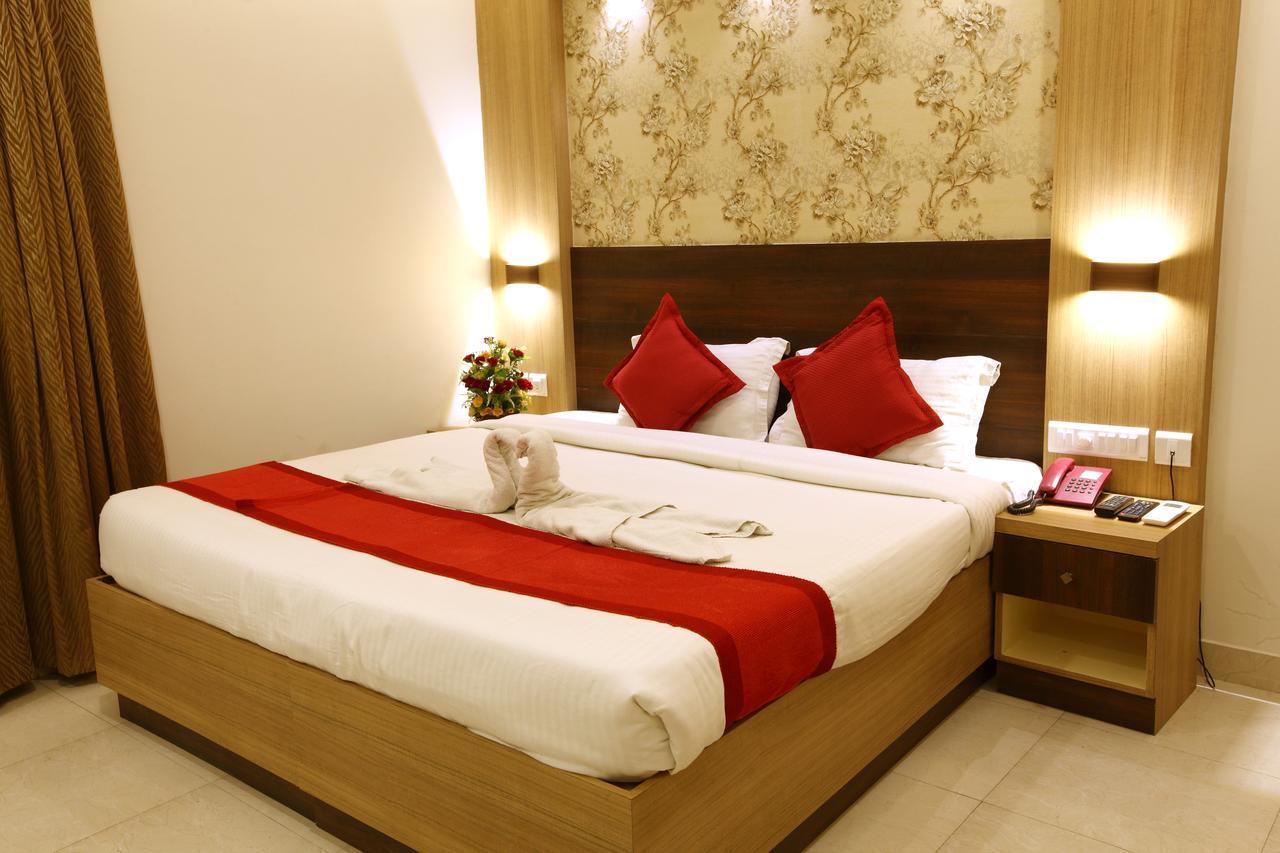 Prayana Hotels Kochi Eksteriør billede