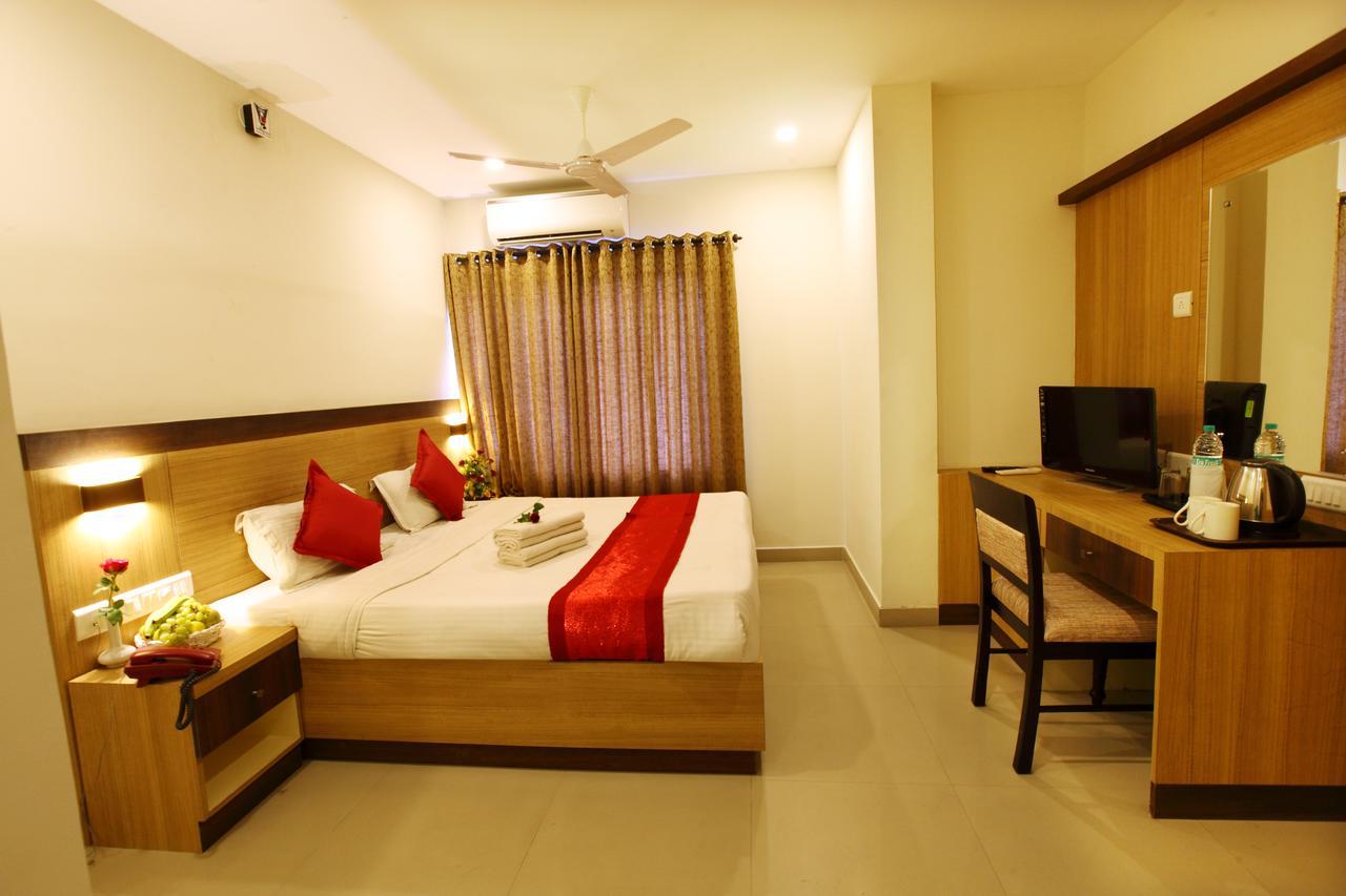 Prayana Hotels Kochi Eksteriør billede