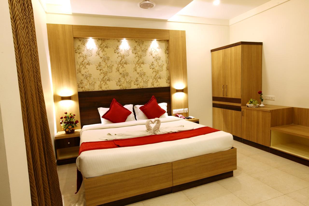 Prayana Hotels Kochi Eksteriør billede