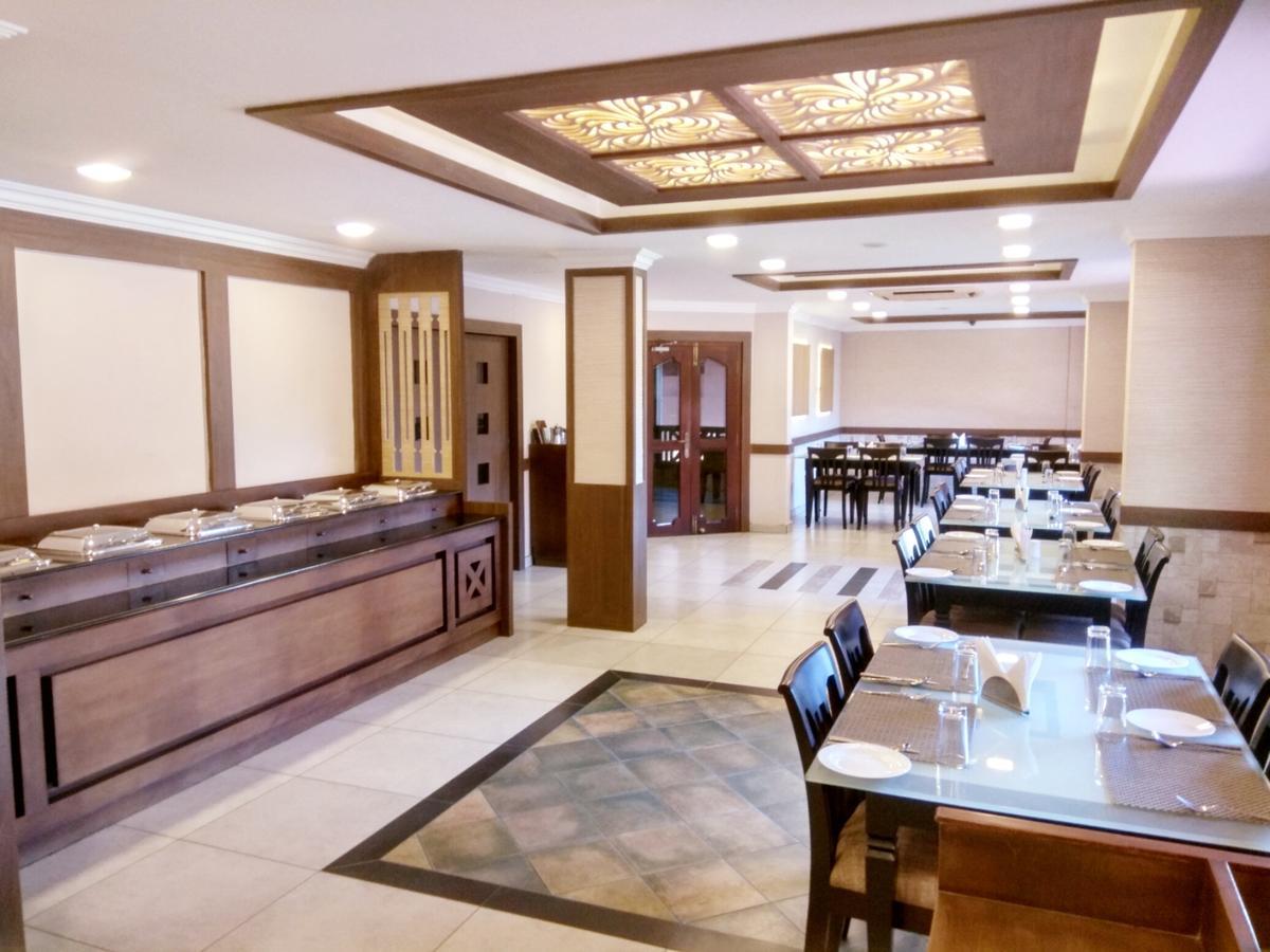 Prayana Hotels Kochi Eksteriør billede